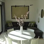 Maison Du Appartement Les Angles (Gard)