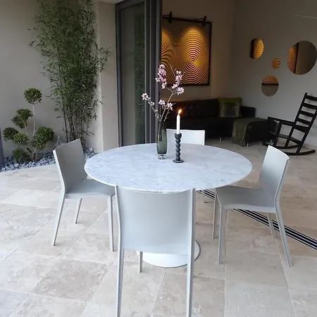 Maison Du Appartement Les Angles (Gard)