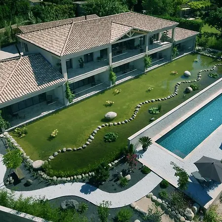 Maison Du Appartement Les Angles (Gard)