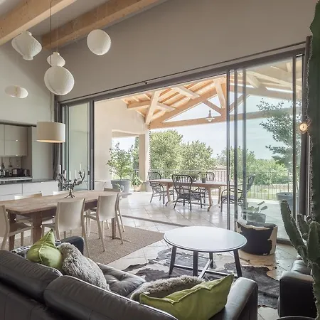 Appartement Maison Du Les Angles (Gard)